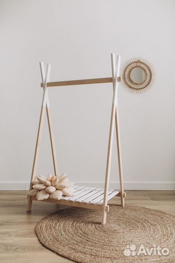 Вешалка напольная детская