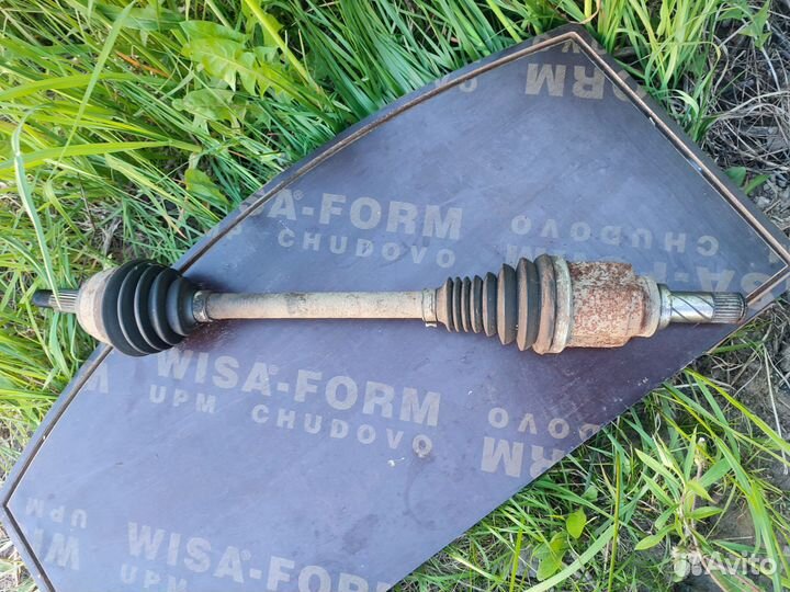 Рулевая рейка на LADA largus с гур