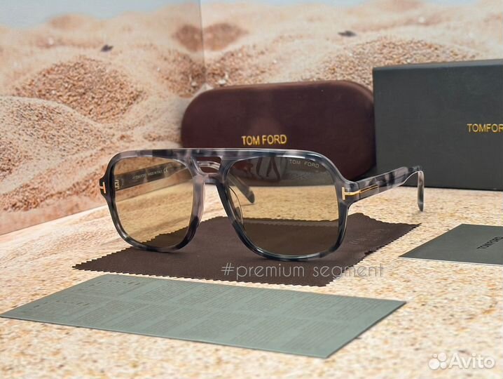 Очки унисекс Tom Ford “Falconer” арт. TF884 03А