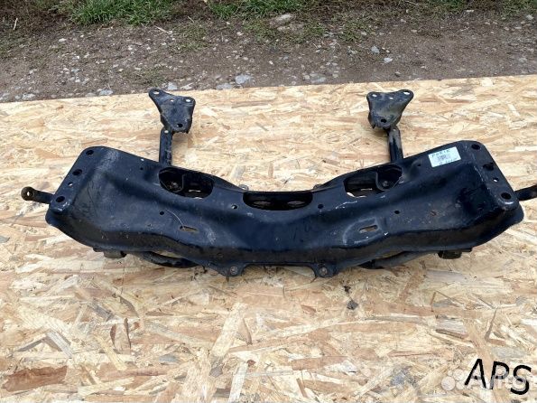 Подрамник передний Субару Форестер SJ 4 поколение