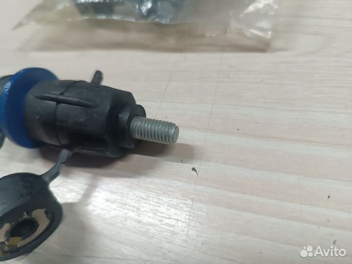 Стойка стабилизатора 8200891487 renault