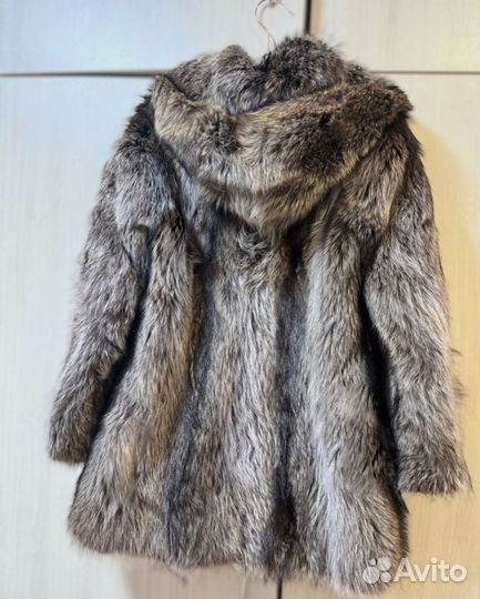 Шуба натуральный мех 42