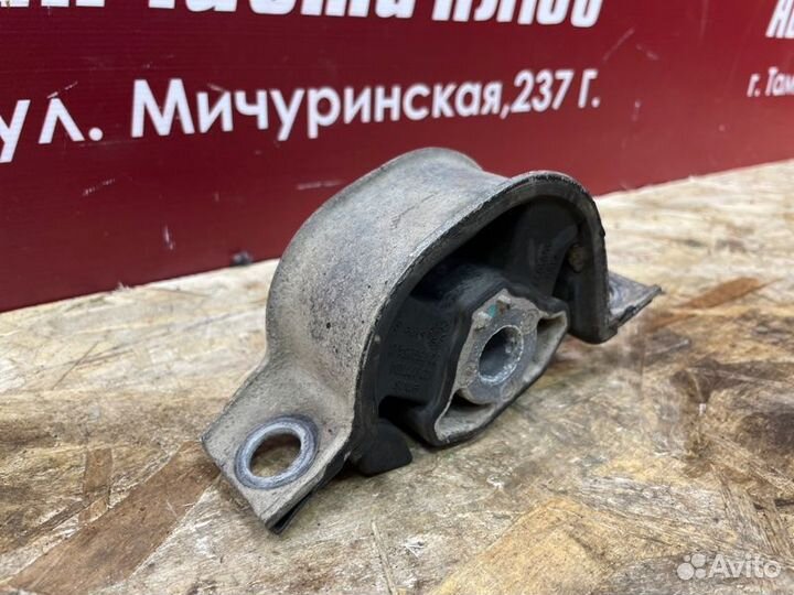 Опора двигателя LADA Granta