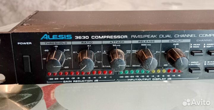 Alesis 3630 динамический процессор