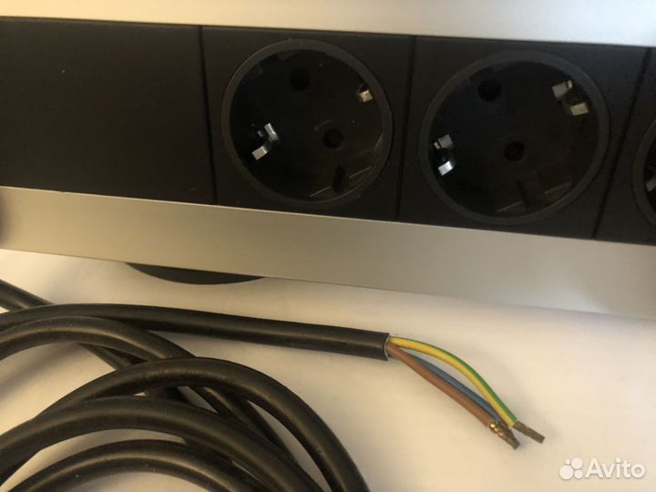 Выдвижная розетка