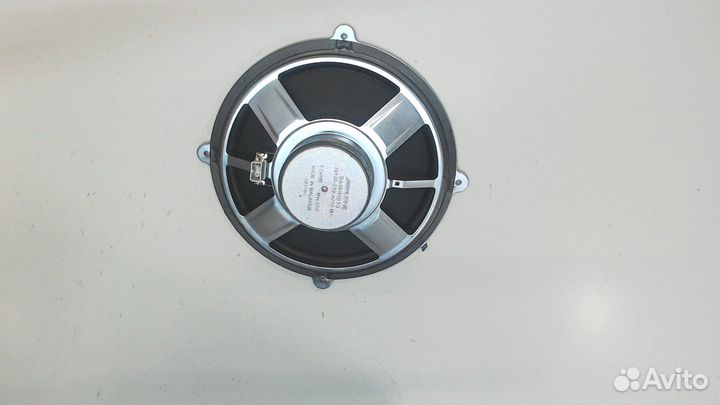 Сабвуфер Honda Pilot, 2005