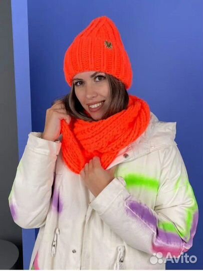 Комплект шапка и снуд, новый