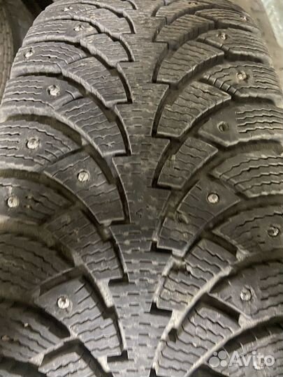 Nokian Tyres Nordman 4 215/60 R16