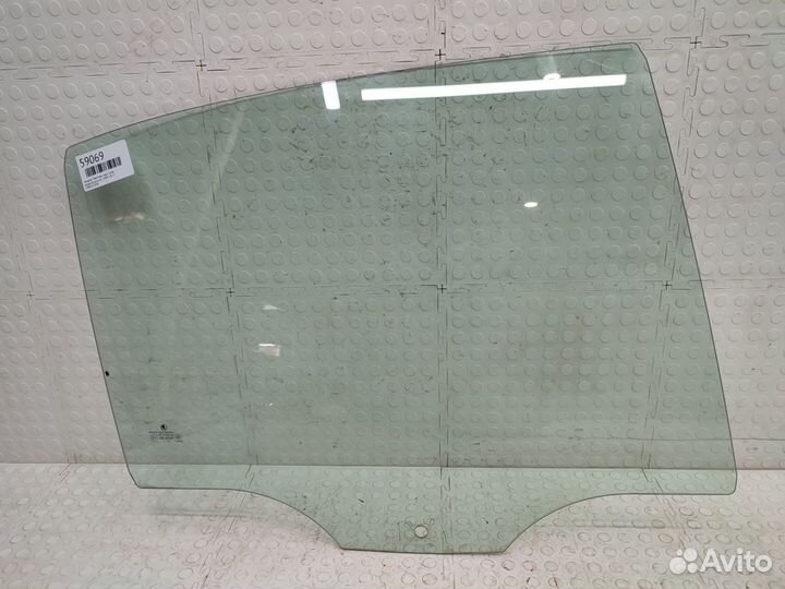 Стекло двери заднее правое Skoda Octavia A5