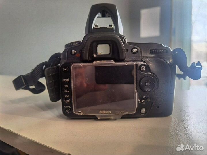 Зеркальный фотоаппарат Nikon D90 Kit
