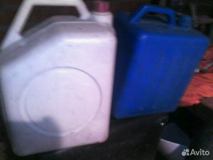 Канистра для воды 20л. 10л