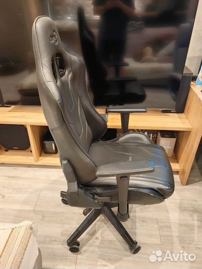 Компьютерное кресло Aerocool AC100 Air бу