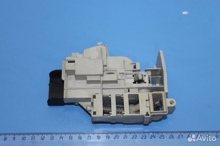 Устройство блокировки люка ariston