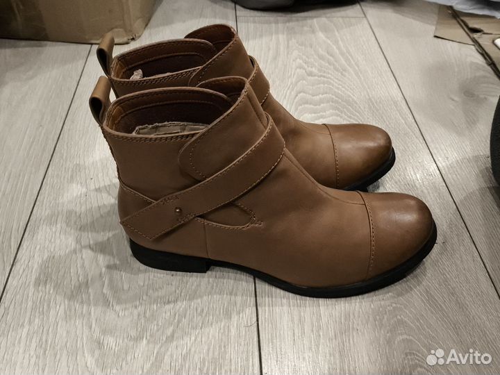 Полусапожки женские оригинал Clarks 37 натуральн