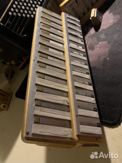 Левая половина баяна левша в сборе