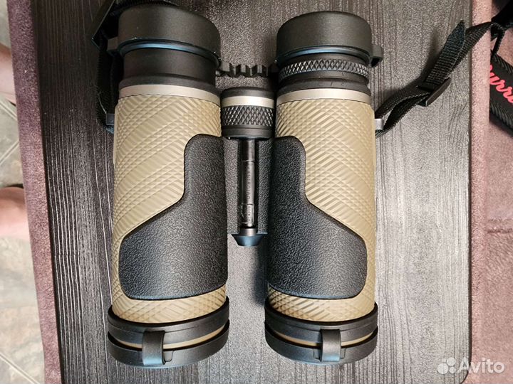 Бинокль Burris 10x42