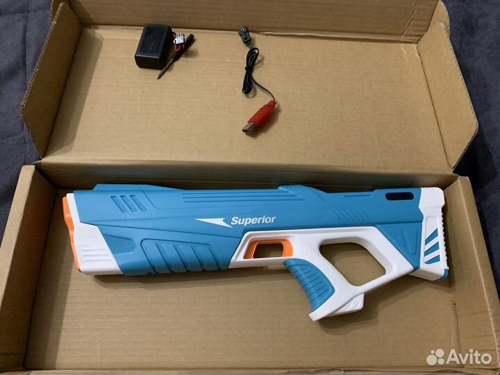 Водяной (водный) пистолет на аккумуляторе
