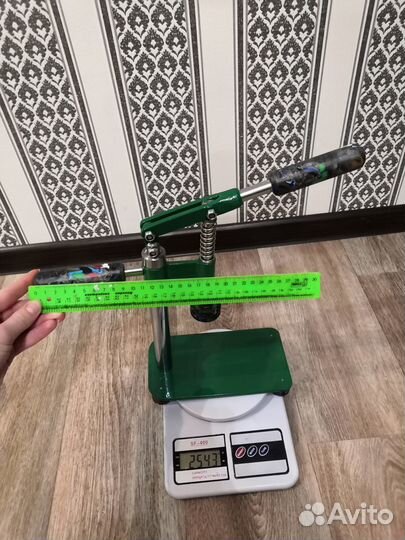 Пресс и формы для изготовления бомбочек для ванн