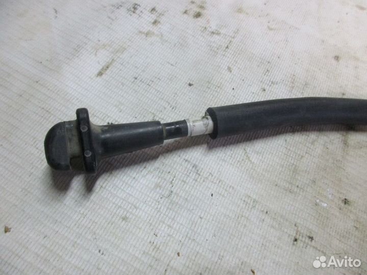 Держатель капота Kia Ceed 2007-2012 (811701H000)