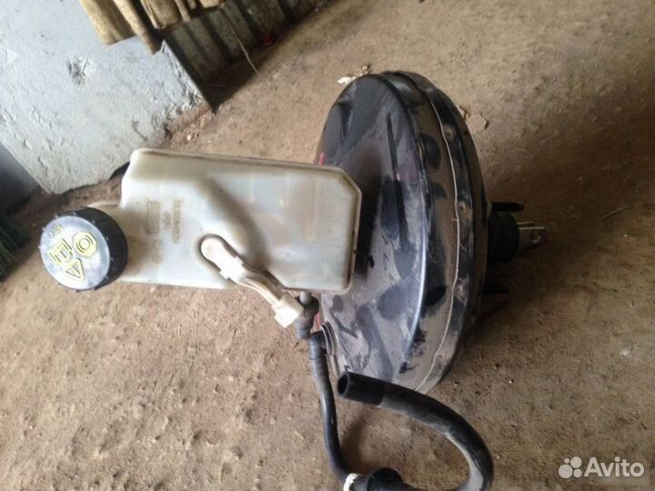 Вакуумный усилитель тормозов Ford Focus 2