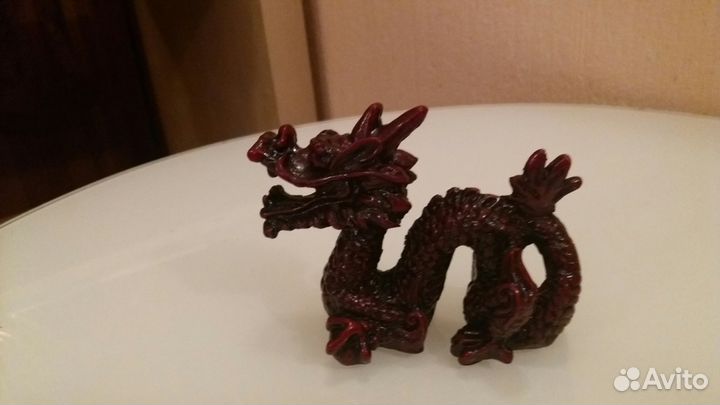 Статуэтка-сувенир Фэн-шуй дракон