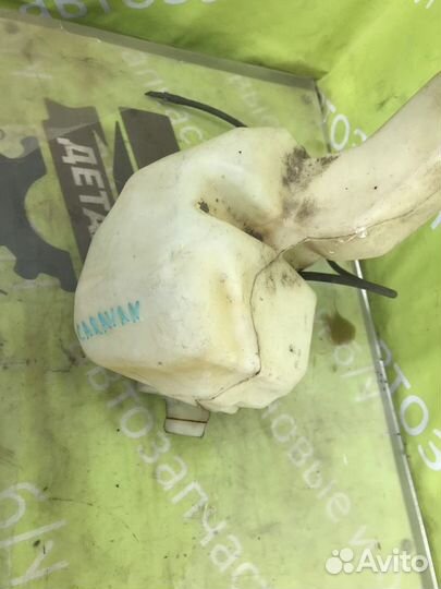 Бачок омывателя Dodge Caravan 3 3.0 1999Г.в