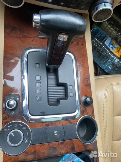 Ручка кпп Volkswagen Touareg 7L 4.2 AXQ 2004