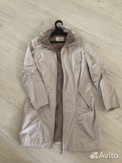 Плащ женский 44