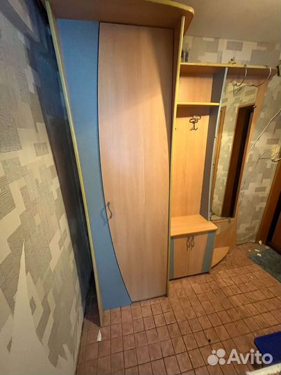 Шкаф в прихожую