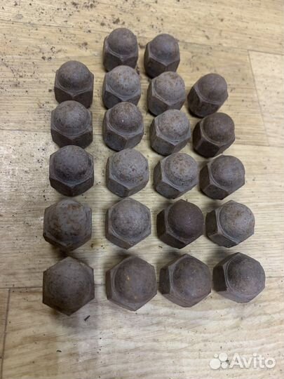 Гайки автомобильные