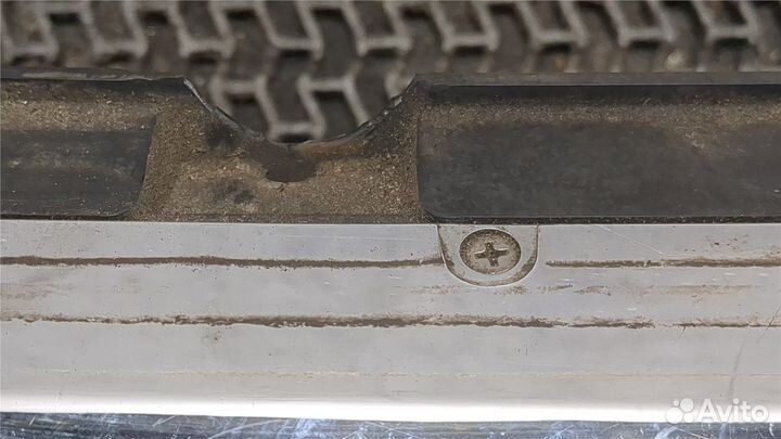 Решетка радиатора SsangYong Rexton, 2006