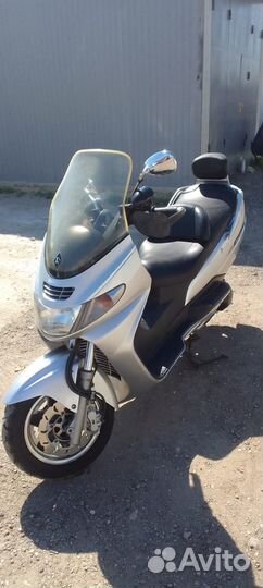 Suzuki skywave 400