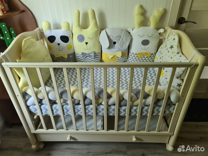 Бортики в кроватку зверюшки