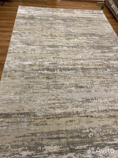 Ковер 2 на 3 новый