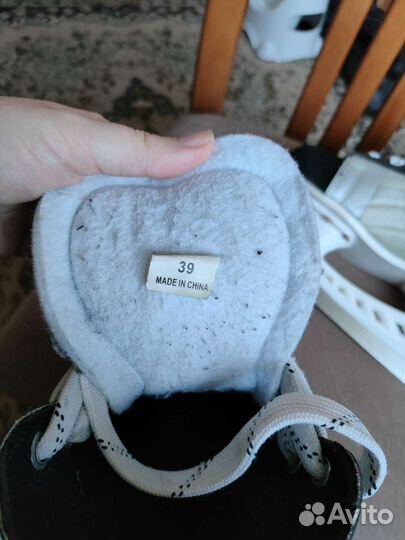 Коньки хоккейные