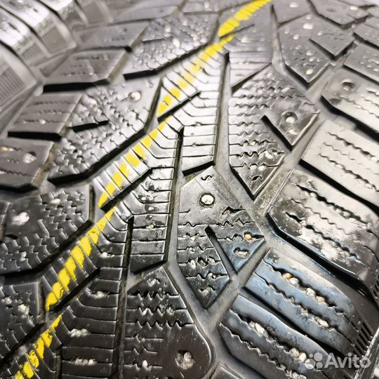 Gislaved NordFrost 100 SUV 215/65 R16 102T