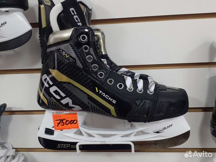 Коньки хоккейные Bauer CCM Reebok