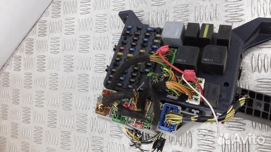 Блок предохранителей ford mondeo 3 (7SE14M101)