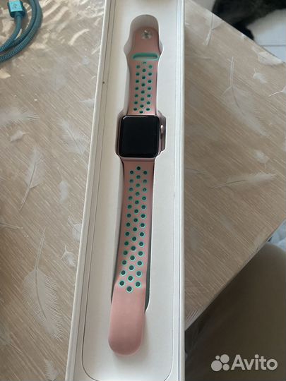 Продам Apple watch 2