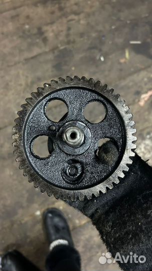 Распредвал Урал нового образца