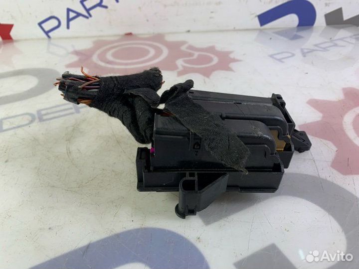 Блок предохранителей Audi A4 2010