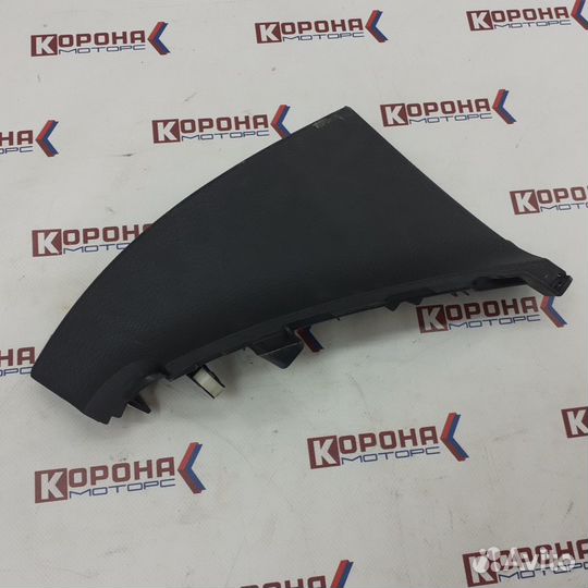 Накладка центральной консоли нижняя левая KIA MOH