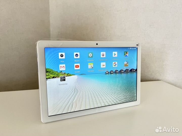 Новый планшет, 4/32гб, 4G, экран 10.1