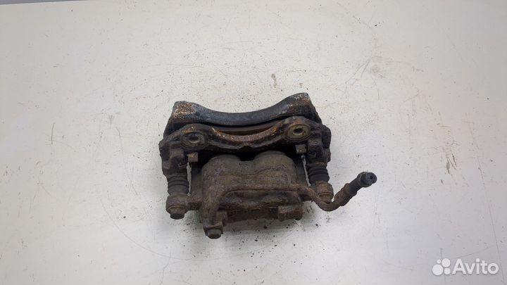 Суппорт правый передний Jeep Grand Cherokee