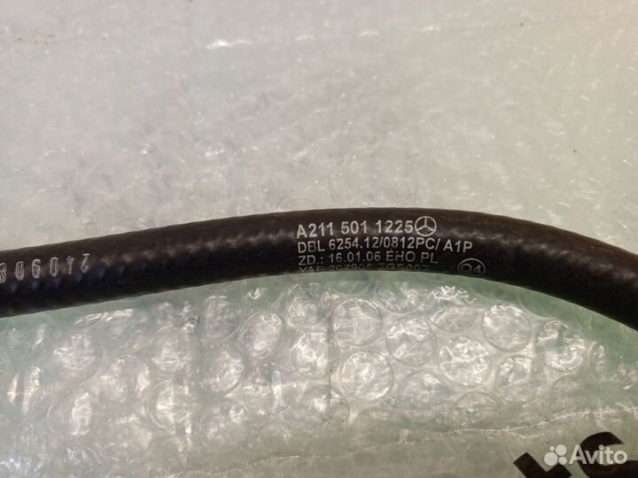 Трубка картерных газов Mercedes-Benz W219