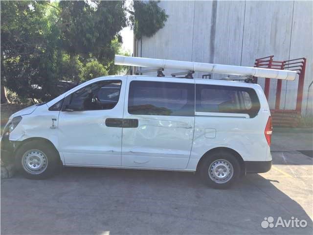 Разбор на запчасти Hyundai H-1 Starex
