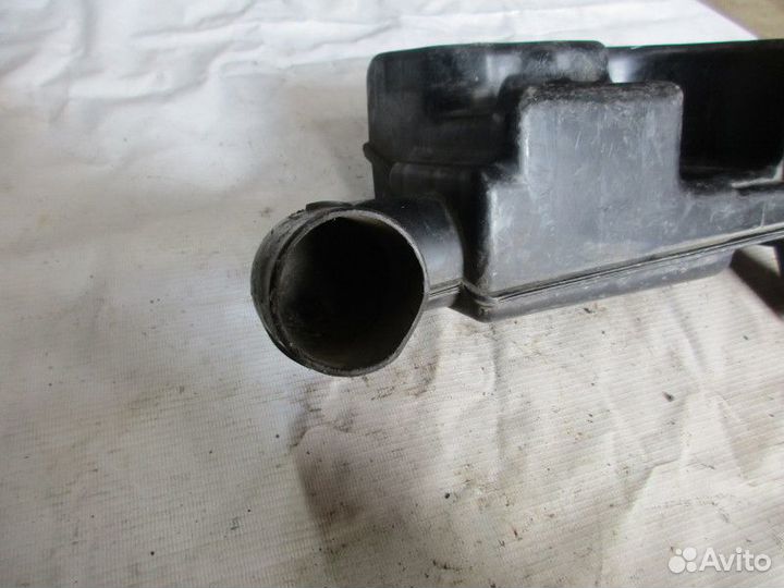 Резонатор воздушного фильтра Renault Megane II 200