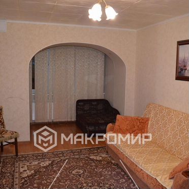 2-к. квартира, 55 м², 4/9 эт.