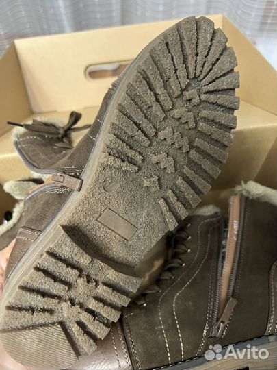 Ботинки женские зимние 37