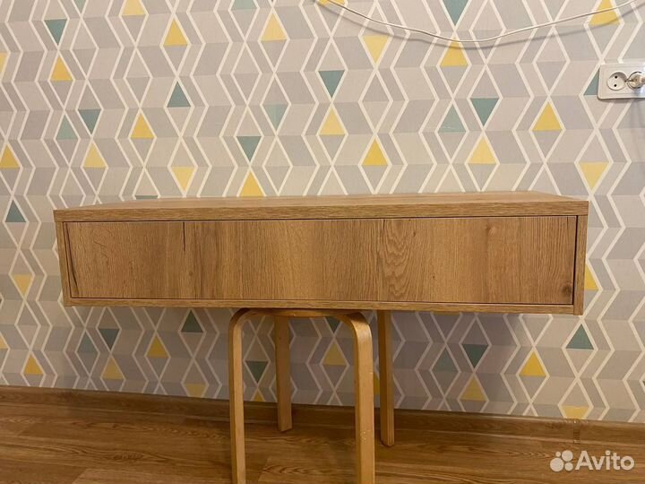 Тумба подвесная в прихожую